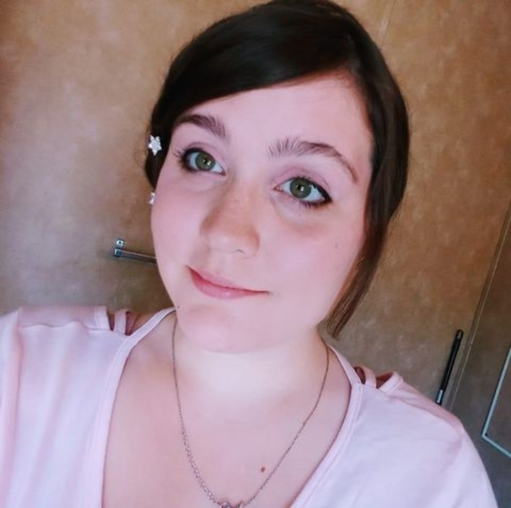 Meet your Posher, Maria